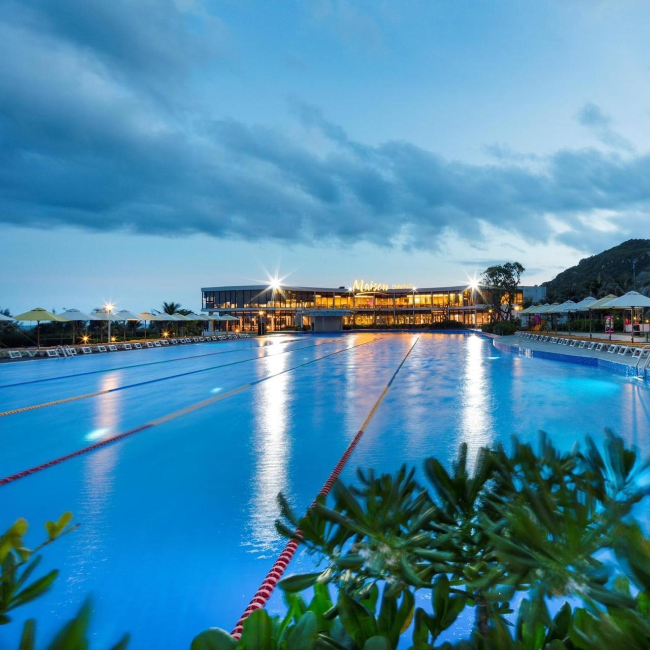 Khach San - Resort Oceanami - Long Hai Exterior foto